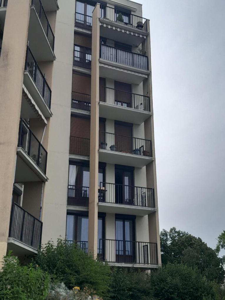 Chambre Confort Dans T3 Joué-lés-Tours Ngoại thất bức ảnh